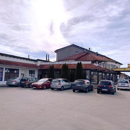 Motel Gas-Petrol Samac Bosanski Samac Exterior photo